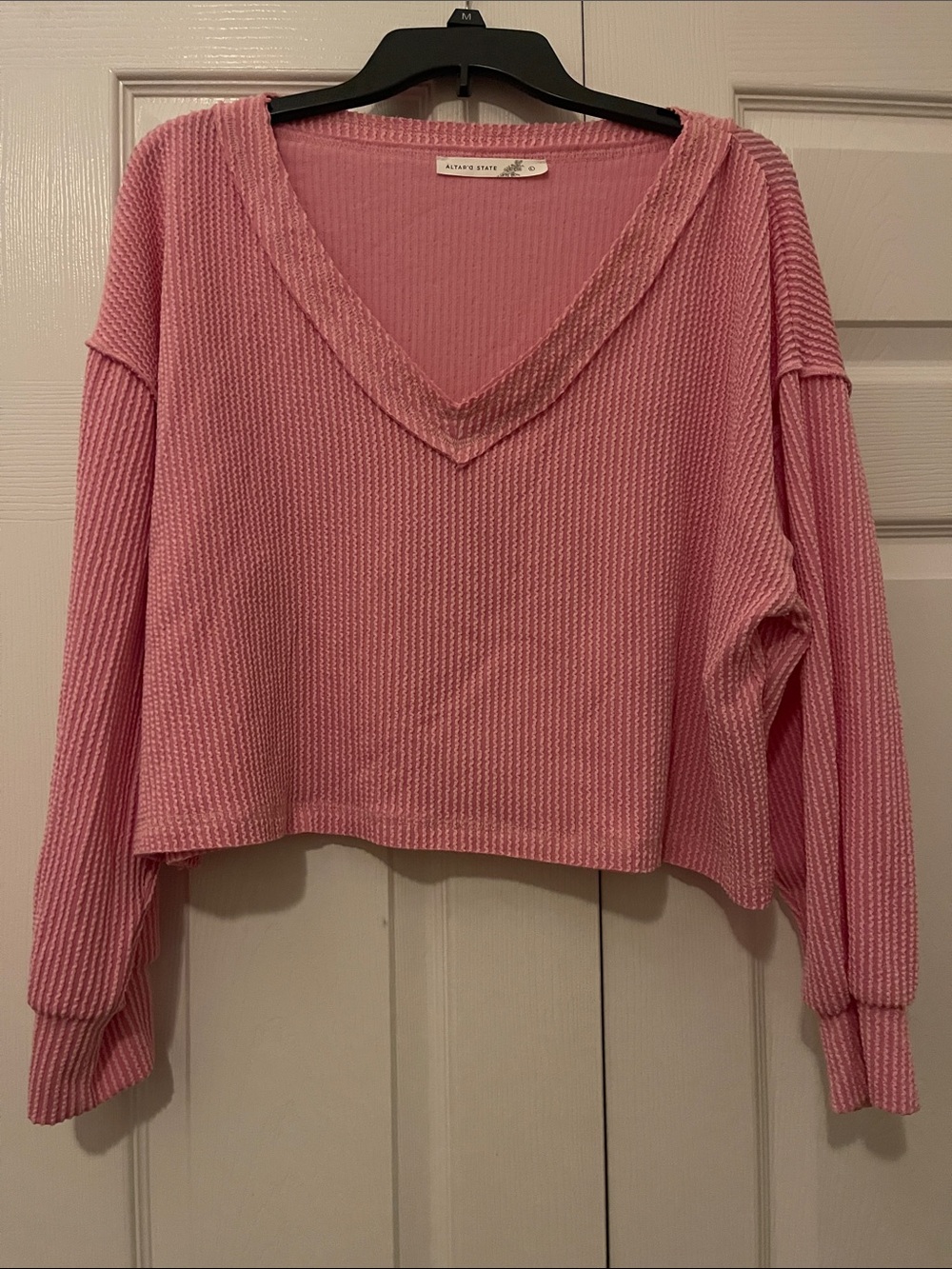 Altar'd State Pink Ribbed V-Neck Cropped Top